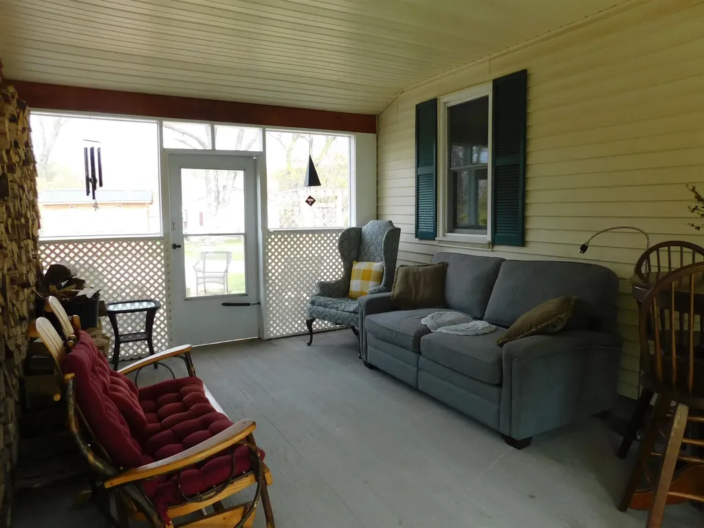 15 Breezy Lane Chester VT 05143