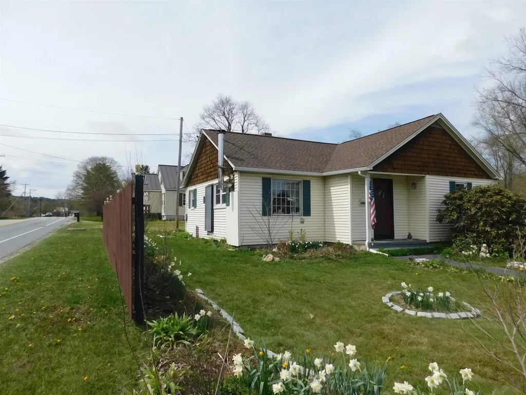15 Breezy Lane Chester VT 05143