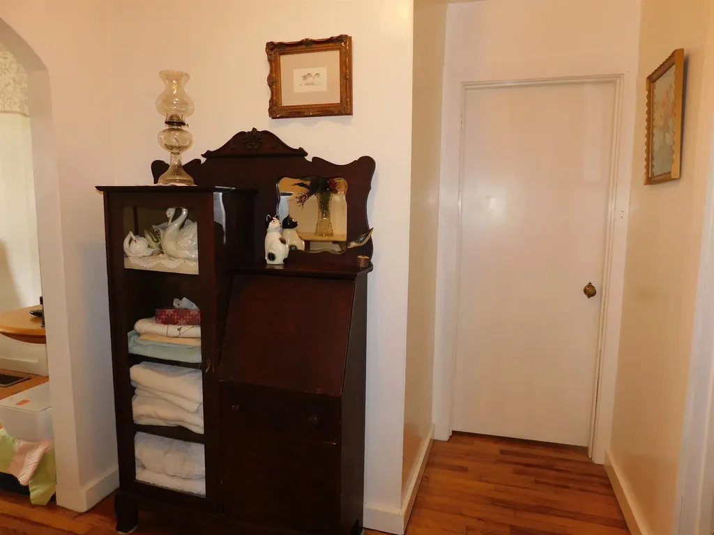 15 Breezy Lane Chester VT 05143