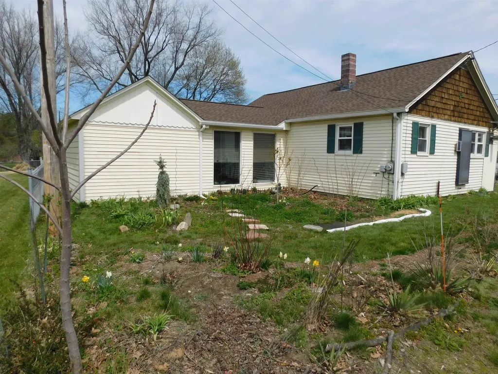 15 Breezy Lane Chester VT 05143
