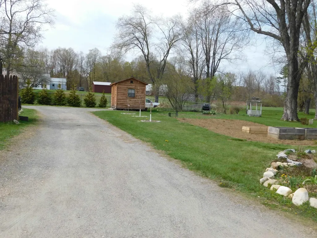15 Breezy Lane Chester VT 05143