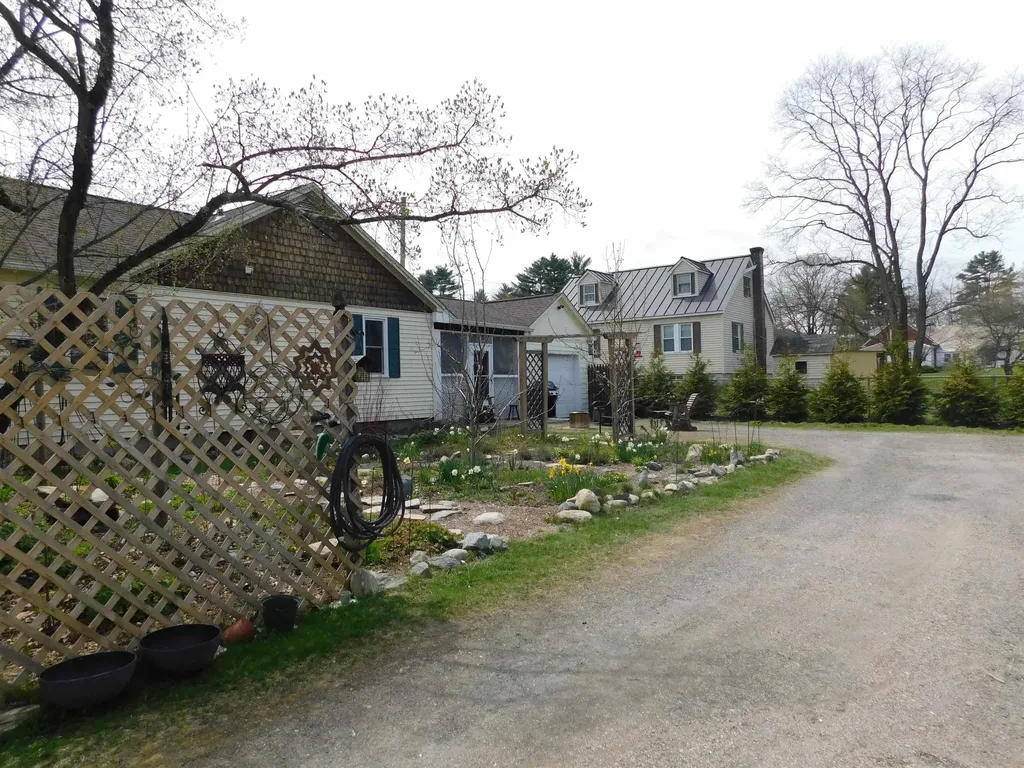 15 Breezy Lane Chester VT 05143