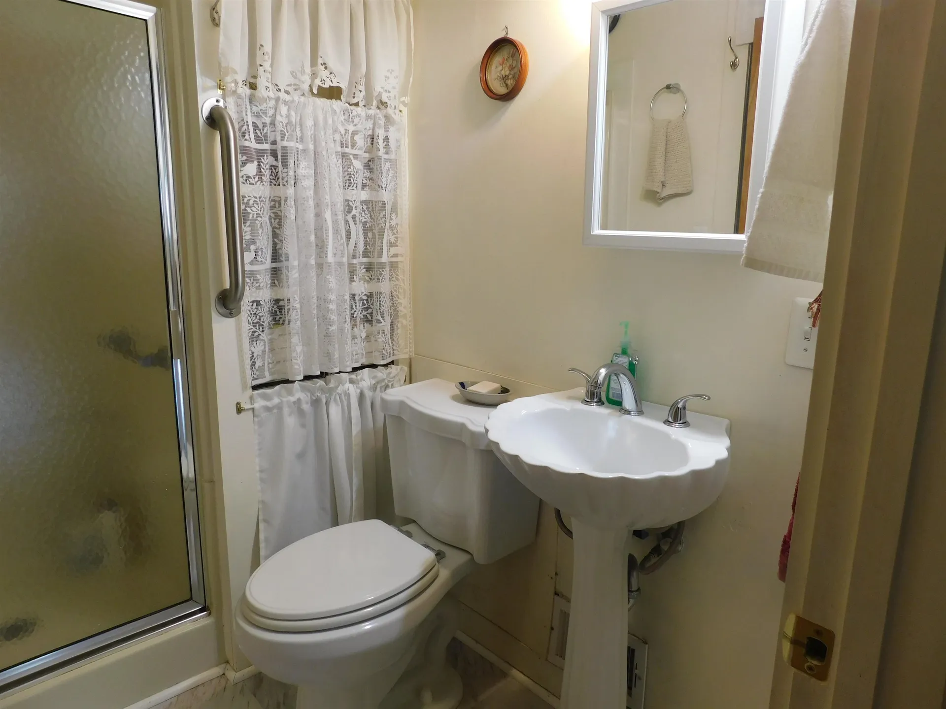15 Breezy Lane Chester VT 05143