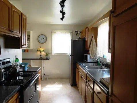 15 Breezy Lane Chester VT 05143