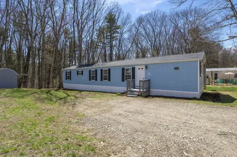 41 Monroe Avenue Allenstown NH 03275