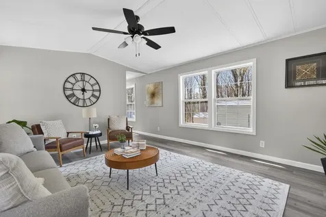 41 Monroe Avenue Allenstown NH 03275