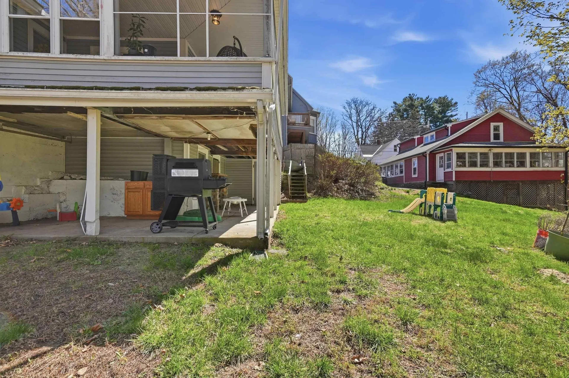 3 Maple Avenue Hudson NH 03051