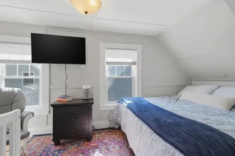 3 Maple Avenue Hudson NH 03051