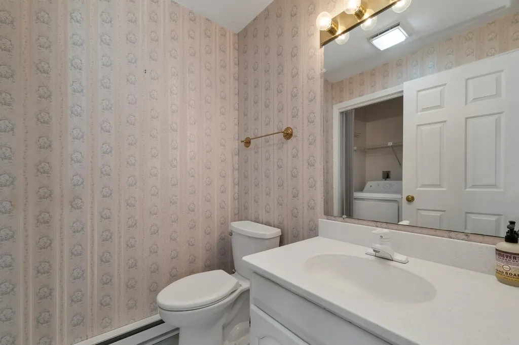 2 Mountain West Drive Wolfeboro NH 03894