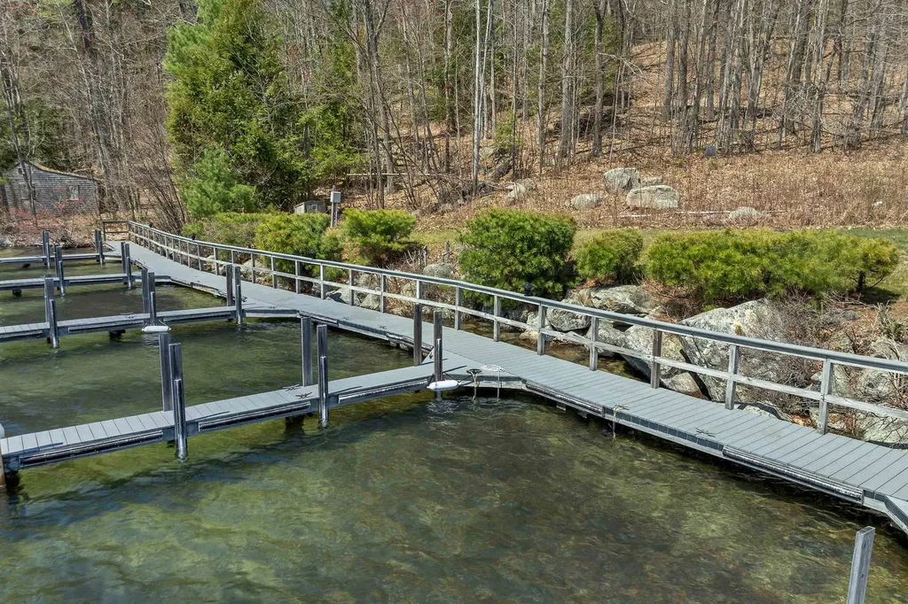 2 Mountain West Drive Wolfeboro NH 03894