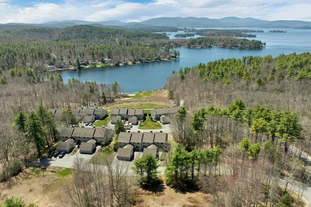 2 Mountain West Drive Wolfeboro NH 03894