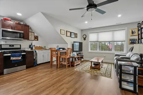 34 Horizon Drive Goffstown NH 03045