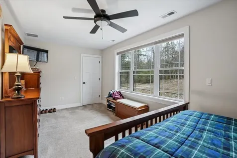 34 Horizon Drive Goffstown NH 03045