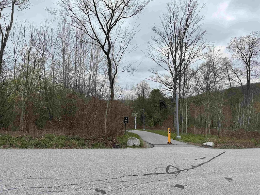 24 Asa's Way Bennington VT 05201