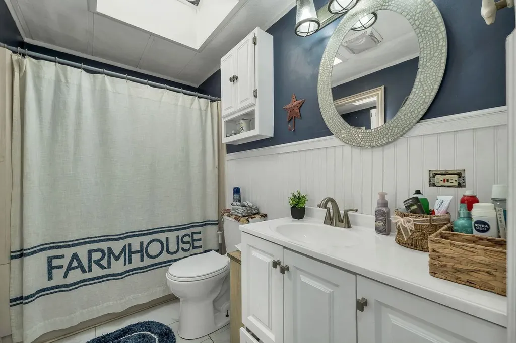 7 N Dewberry Lane Rochester NH 03867