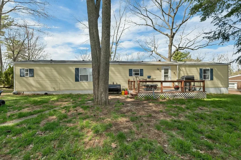 7 N Dewberry Lane Rochester NH 03867