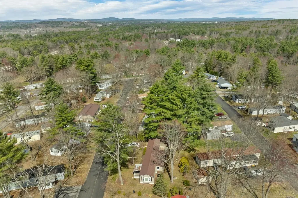 7 N Dewberry Lane Rochester NH 03867