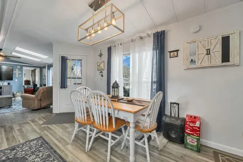 7 N Dewberry Lane Rochester NH 03867