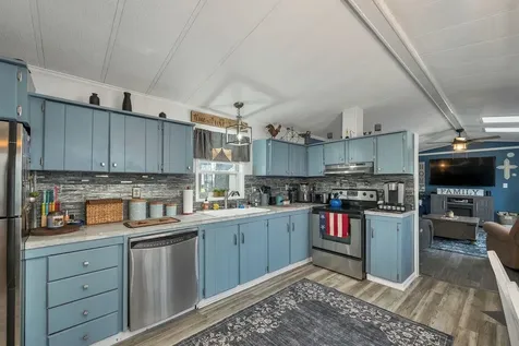 7 N Dewberry Lane Rochester NH 03867