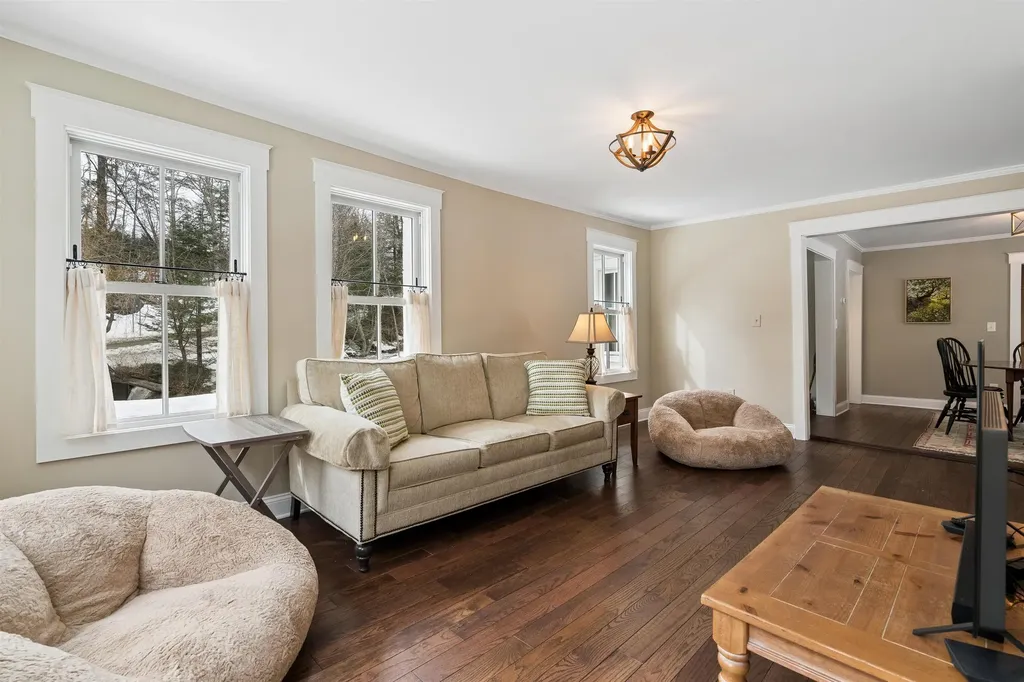 366 Knapp Pond Road Cavendish VT 05142