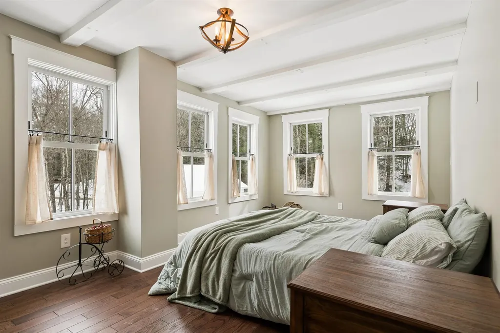366 Knapp Pond Road Cavendish VT 05142