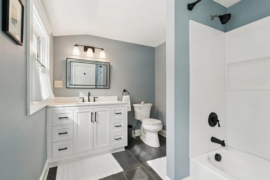 366 Knapp Pond Road Cavendish VT 05142