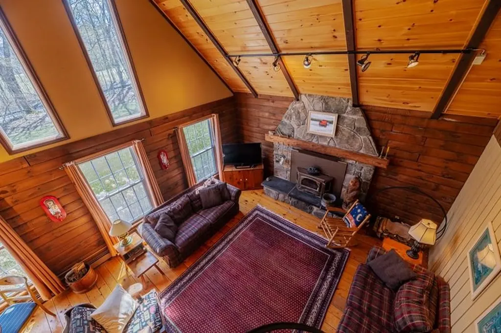 1731 Three Maple Drive Manchester VT 05255