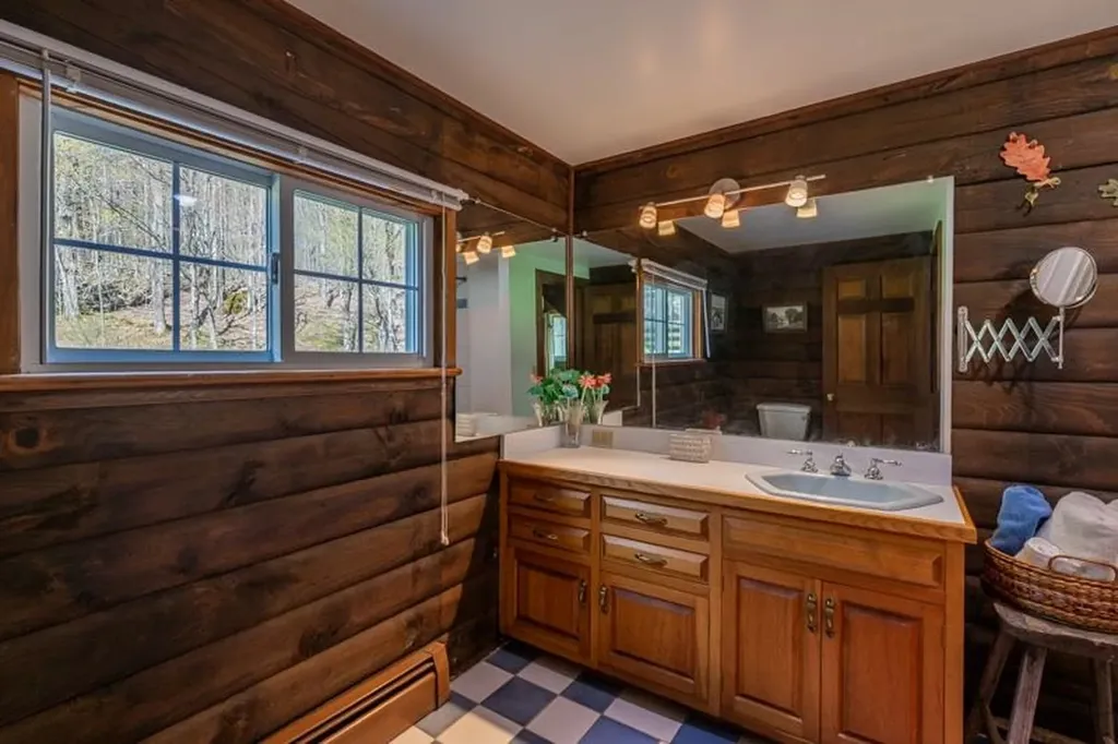 1731 Three Maple Drive Manchester VT 05255