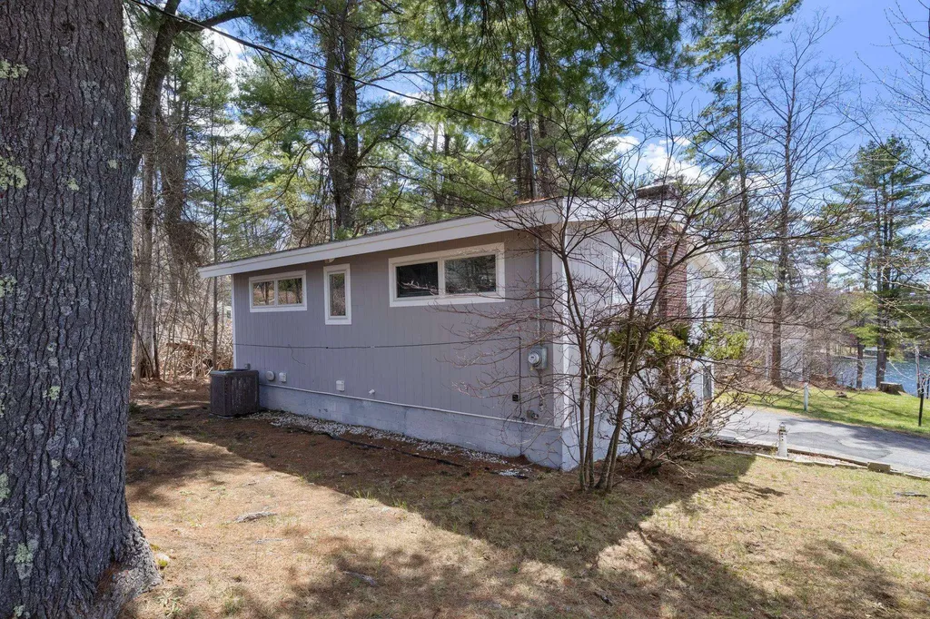 680 North Main Street Wolfeboro NH 03894