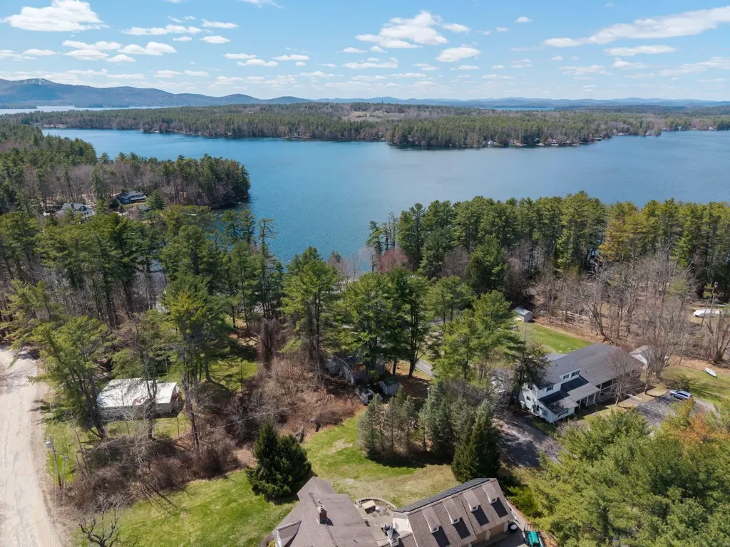 680 North Main Street Wolfeboro NH 03894