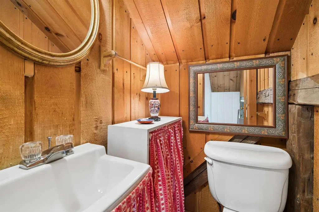 2475 Little Hollow Road Randolph VT 05060