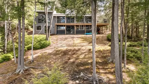 15 Sunset Walk Enfield NH 03748