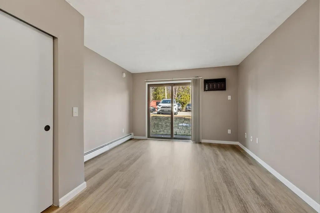 11 Strawberry Bank Road Nashua NH 03062