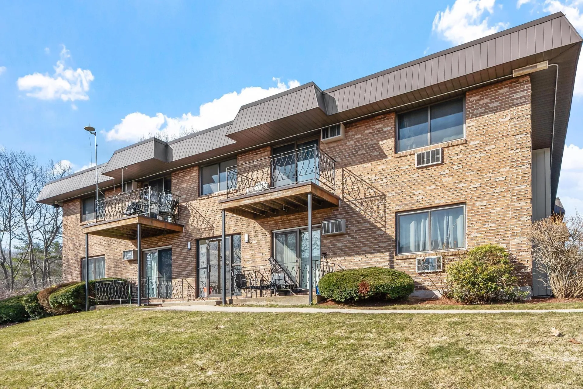 11 Strawberry Bank Road Nashua NH 03062