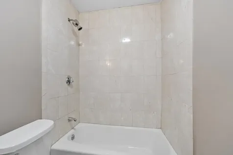 11 Strawberry Bank Road Nashua NH 03062