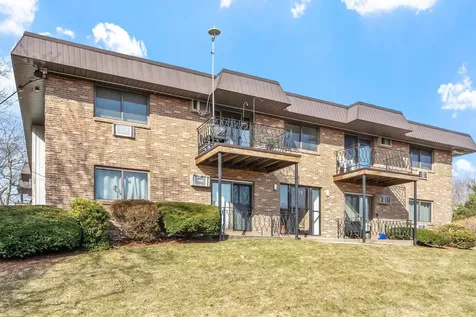 11 Strawberry Bank Road Nashua NH 03062