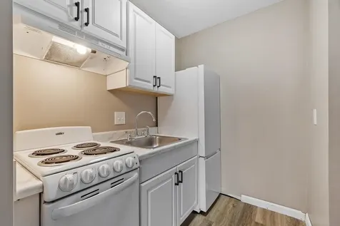 11 Strawberry Bank Road Nashua NH 03062