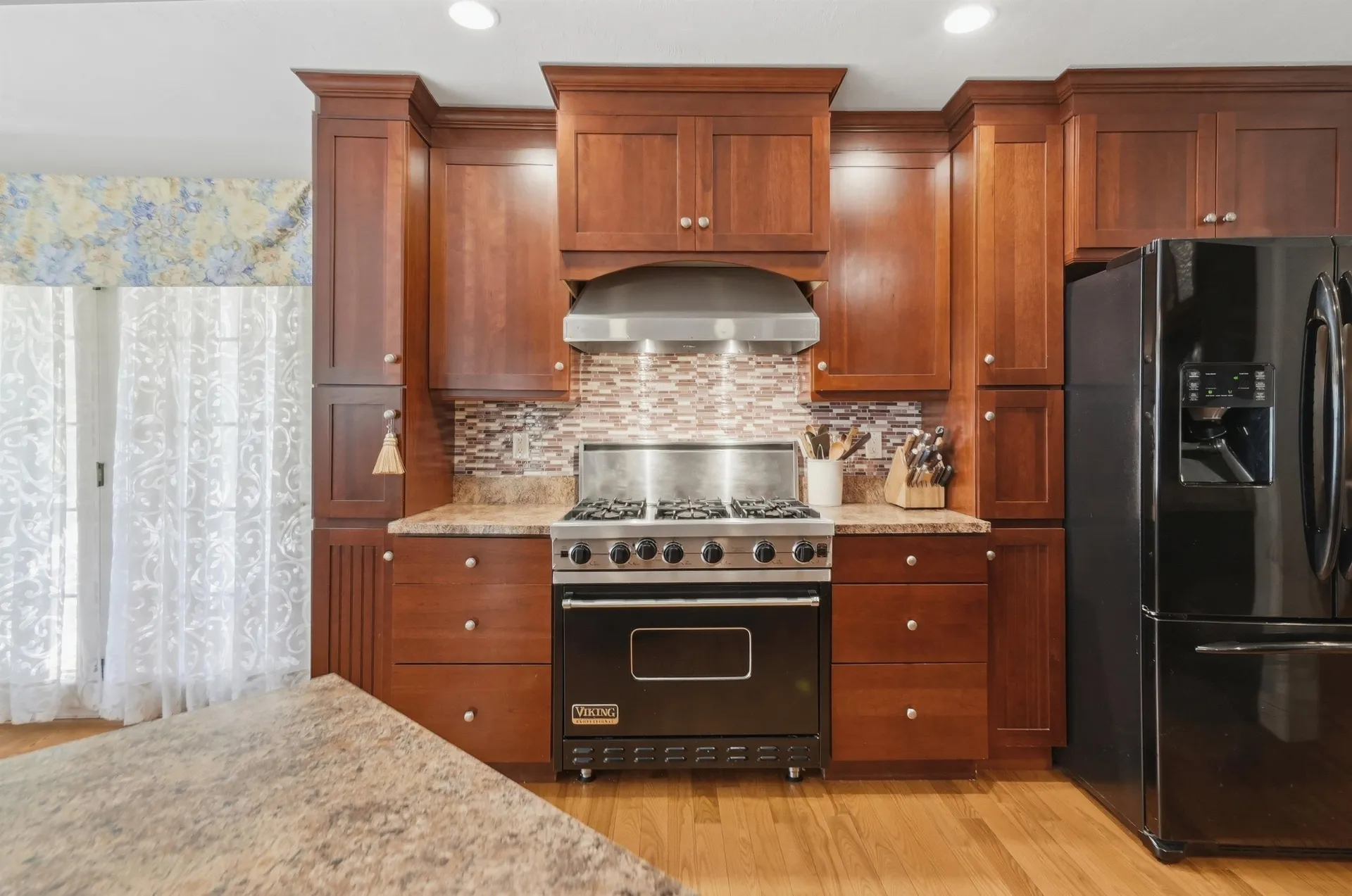 5 Sarah's Way Newton NH 03858-3427