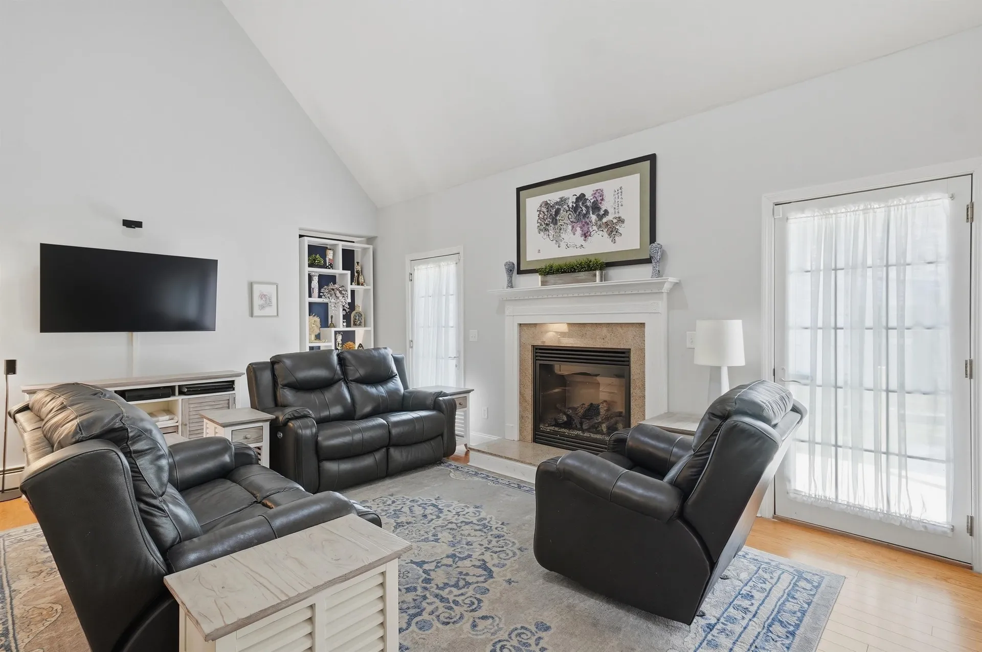 5 Sarah's Way Newton NH 03858-3427