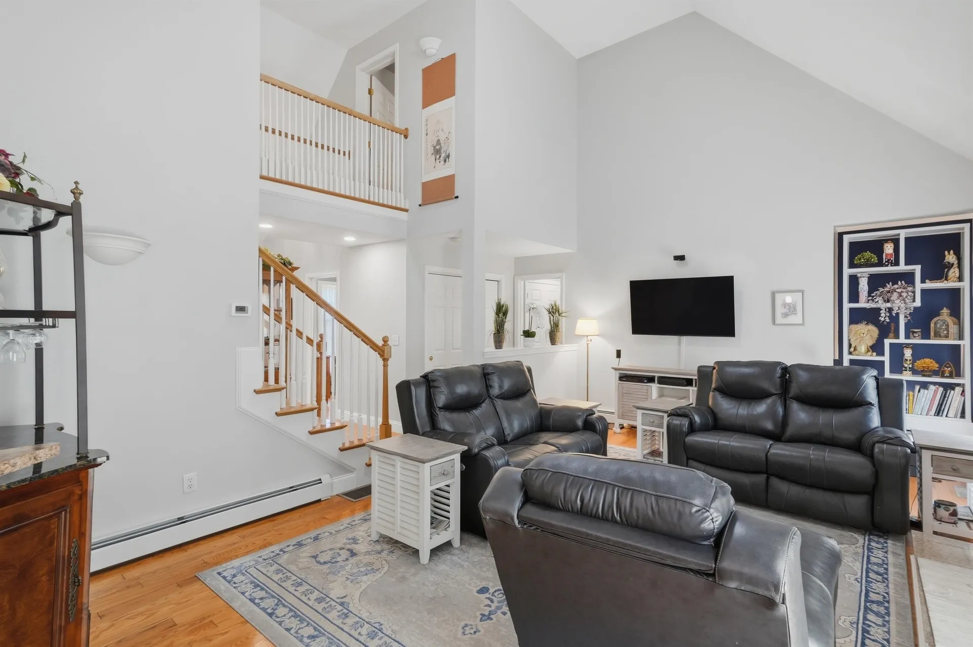 5 Sarah's Way Newton NH 03858-3427