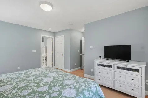 5 Sarah's Way Newton NH 03858-3427