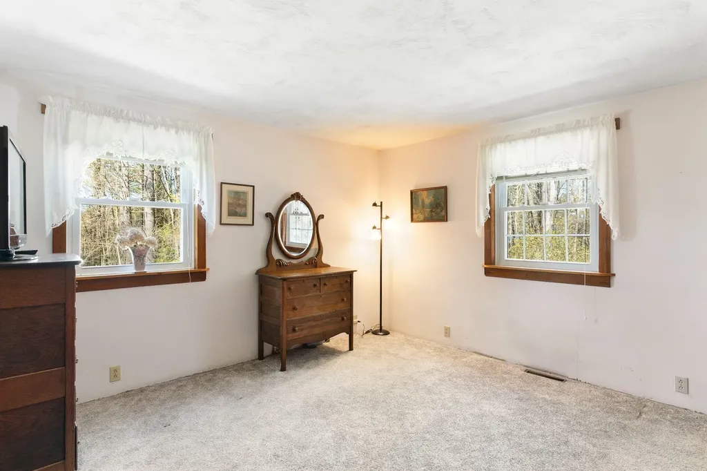 408 Old Guilford Road Brattleboro VT 05301