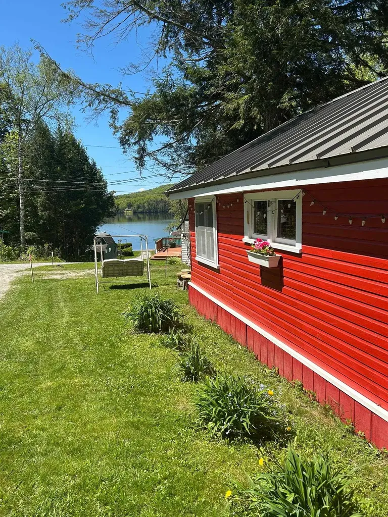 436 Seymour East Morgan VT 05853