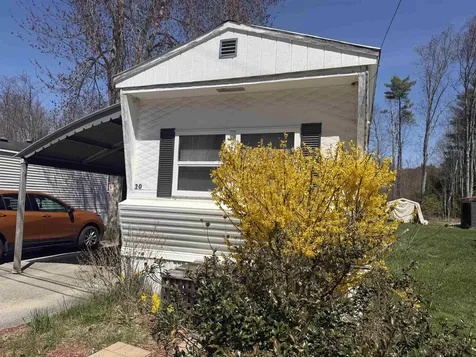 20 Moose Lane Rochester NH 03867