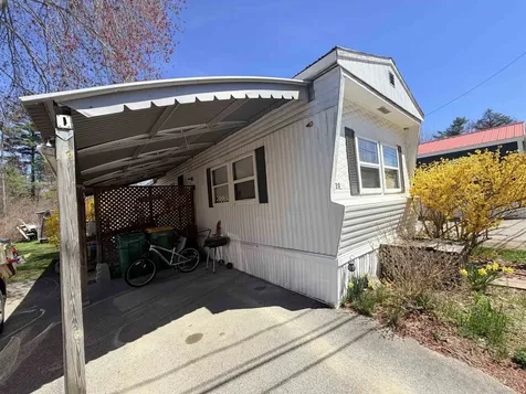 20 Moose Lane Rochester NH 03867