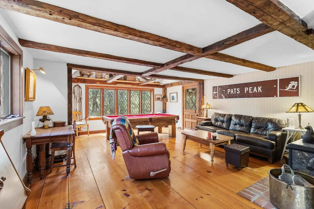 73 Clark Mill Road Weare NH 03281