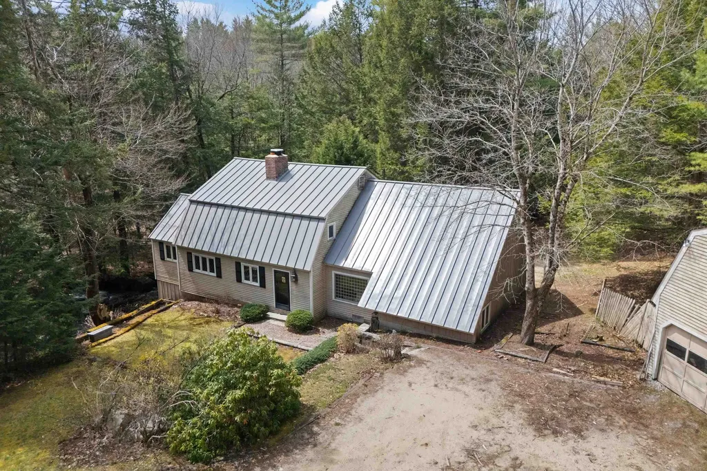73 Clark Mill Road Weare NH 03281