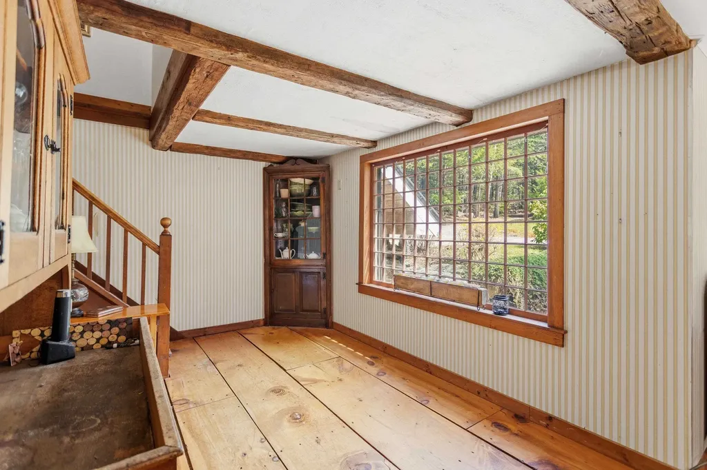 73 Clark Mill Road Weare NH 03281