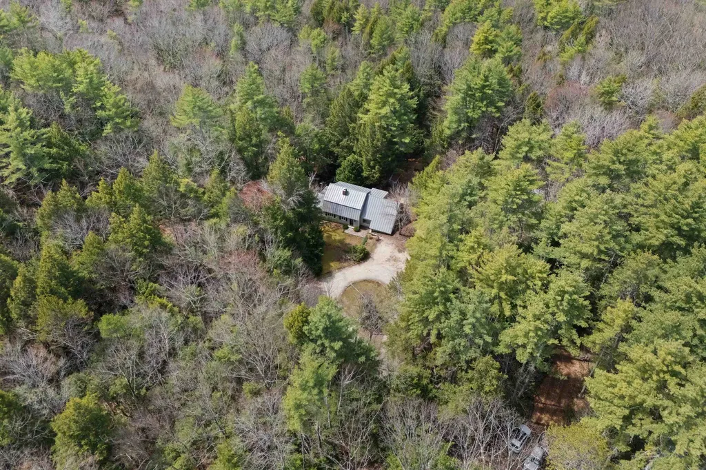 73 Clark Mill Road Weare NH 03281