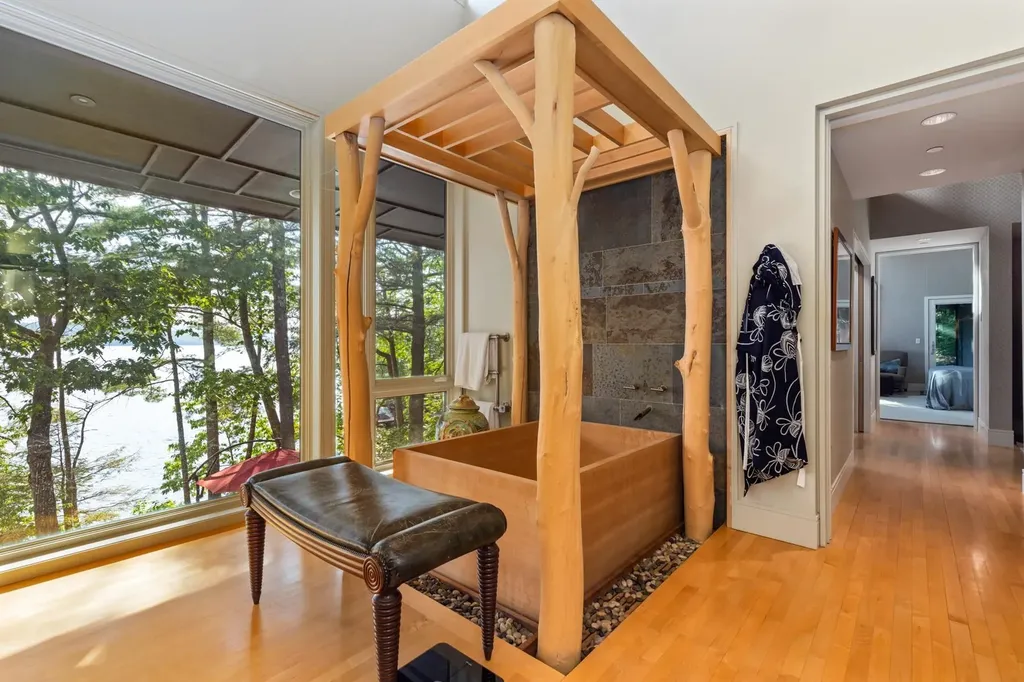 20 Wyman Drive Wolfeboro NH 03894